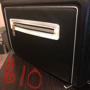 Estee Lauder travel bag